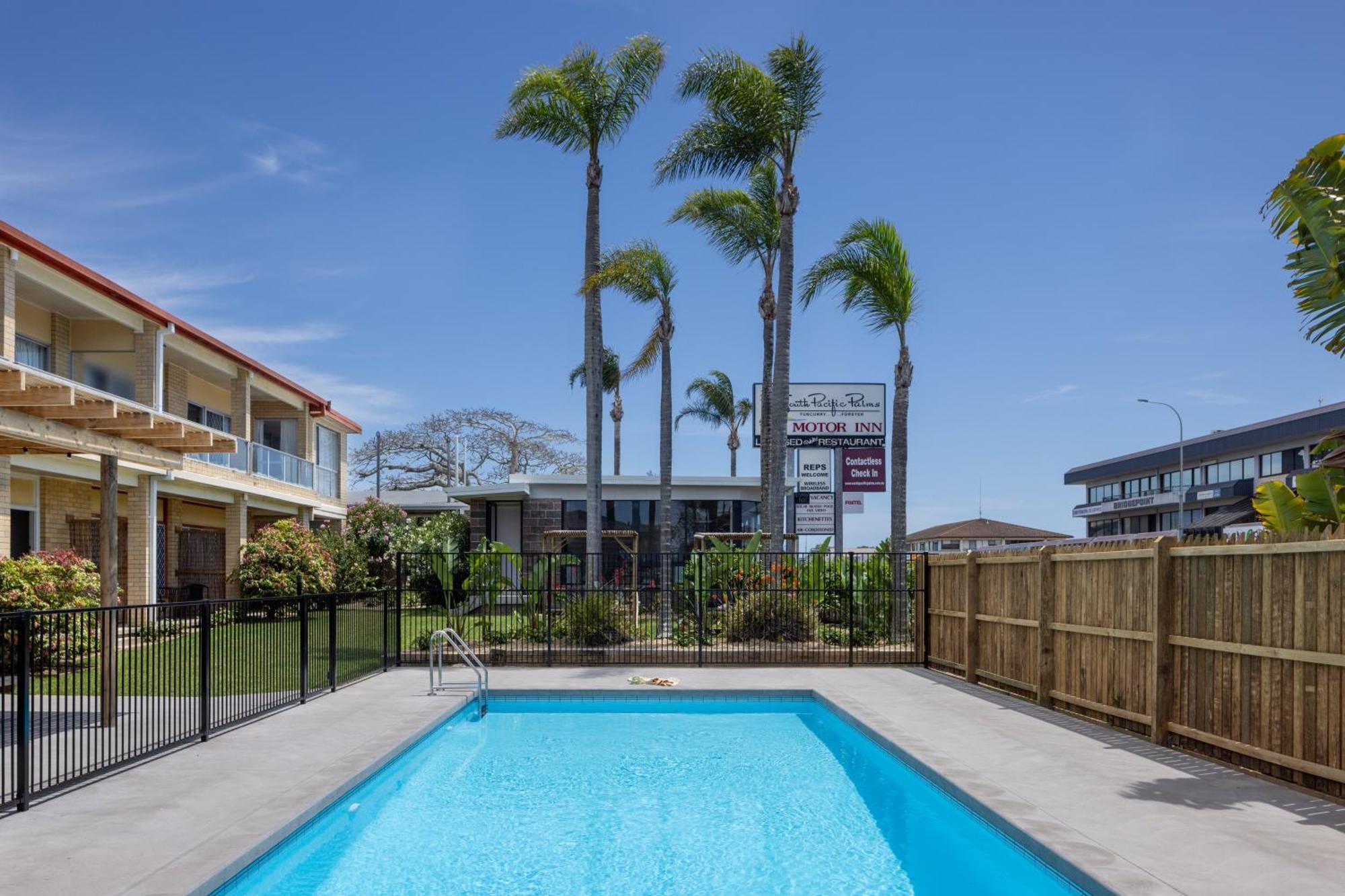 South Pacific Palms Motor Inn Танкарри Экстерьер фото